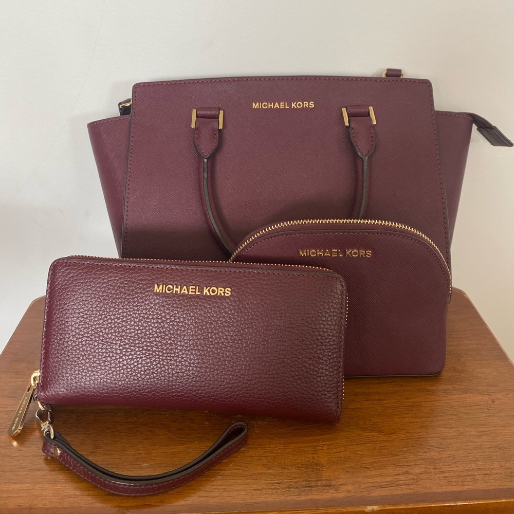 Michael Kors 3 Piece Purse Set